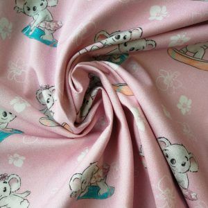 Popeline Katia koala sur planches et fleurs de tiaré
