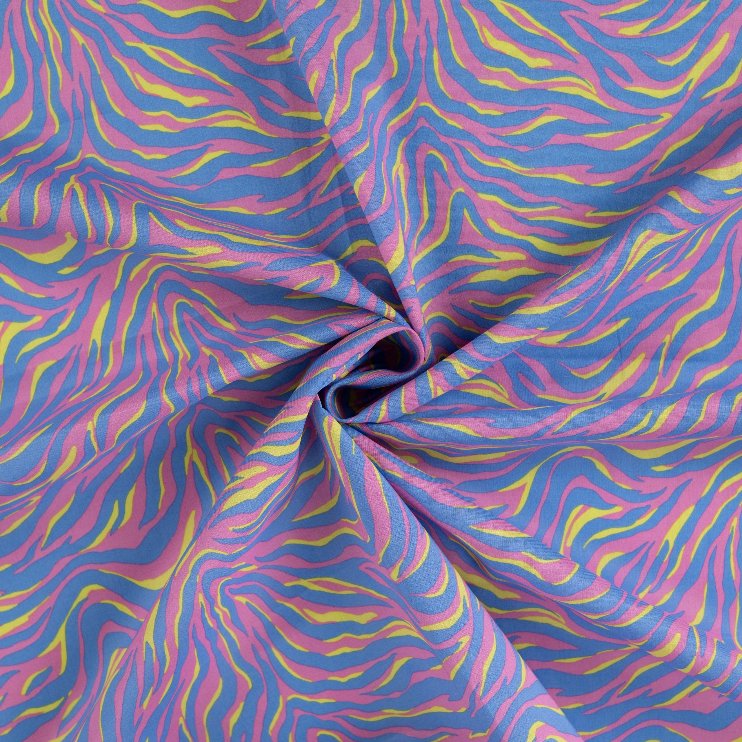 Voile de coton zébré bleu et rose pour des créations légères, fluides et pleines de style.