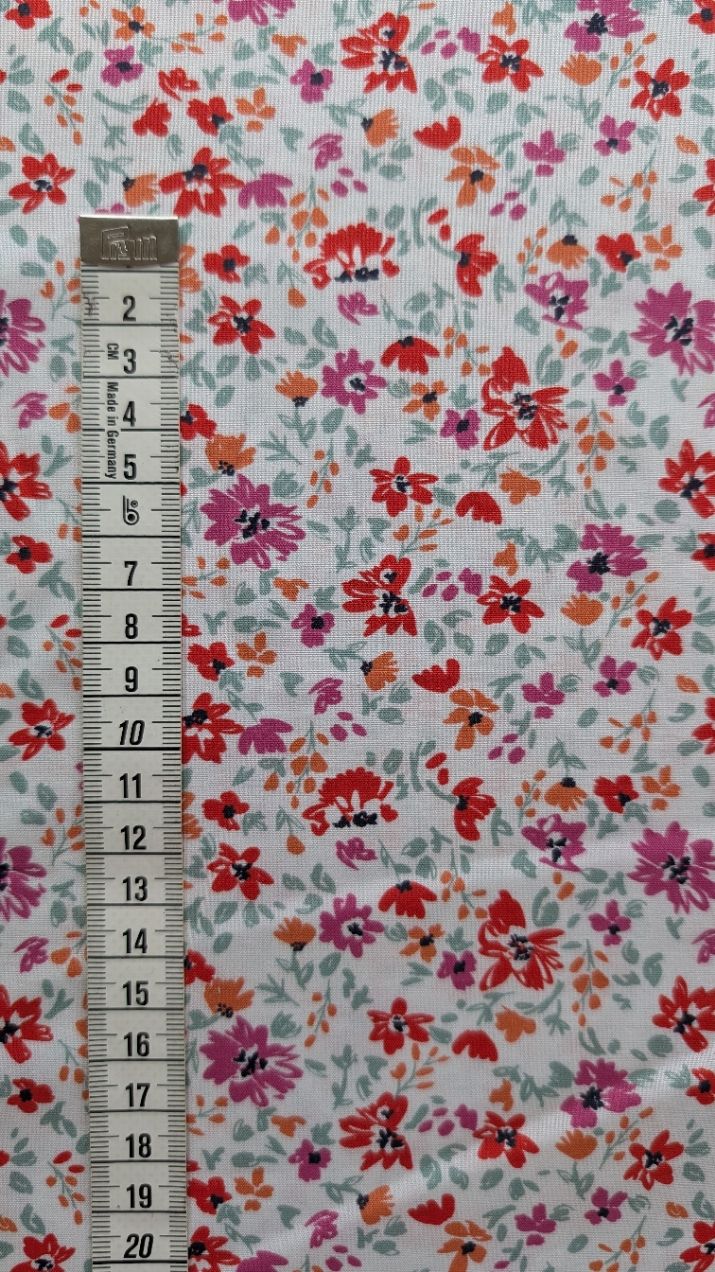 Popeline Blanche Fleurie Rouge et Violet – Image 2