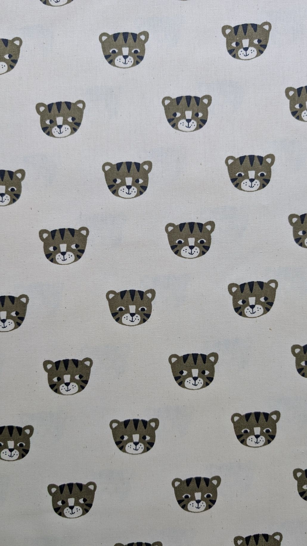 Popeline Écru Motifs Tigres Bio – Image 3