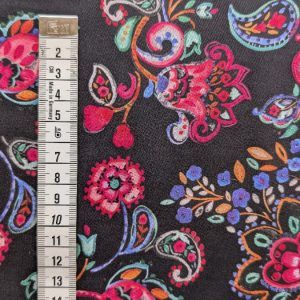 Voile de Coton Noir Impression Digitale Cachemire Rose